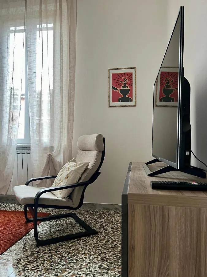 Holiday Vibes Pisa Apartment