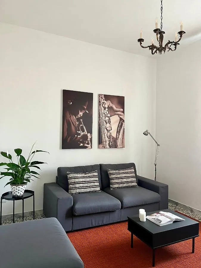 Holiday Vibes Piza Apartament